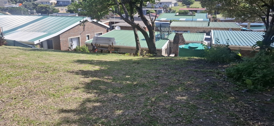 2 Bedroom Property for Sale in Queensberry Bay Eastern Cape